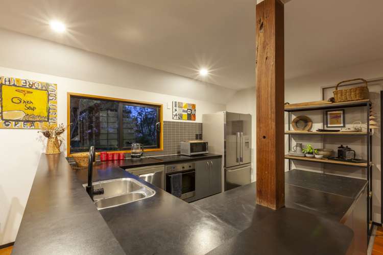 84 Ames Street Paekakariki_14