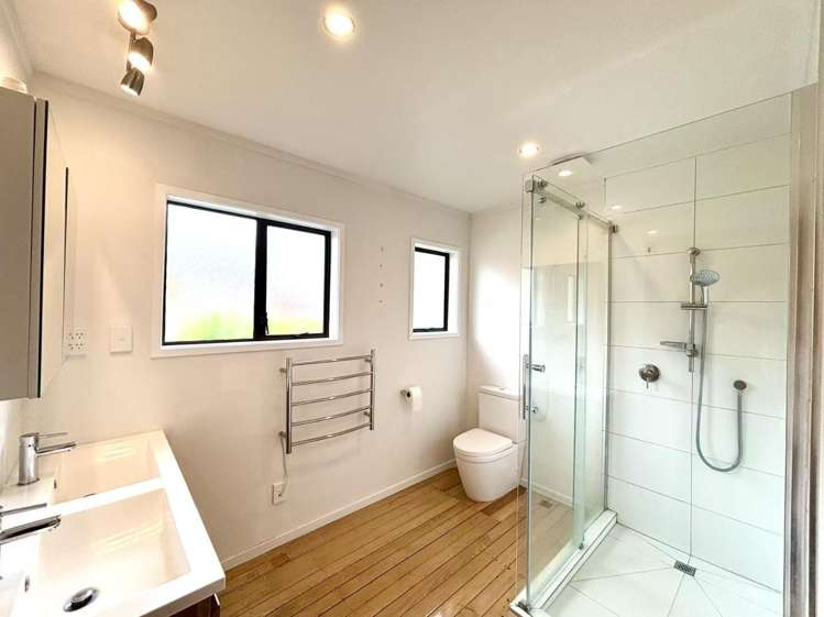 47 Sturges Road Henderson_13