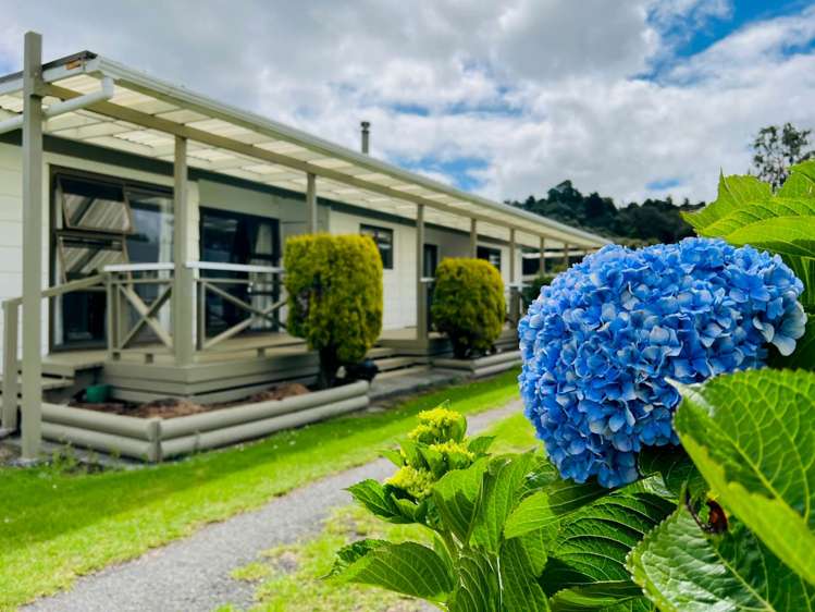79 Valley Road Hikurangi_17