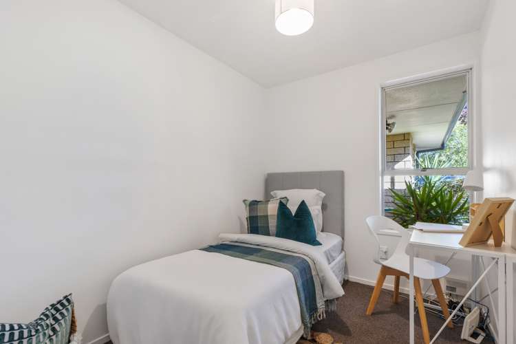 86 Dunbarton Street Redwood_10