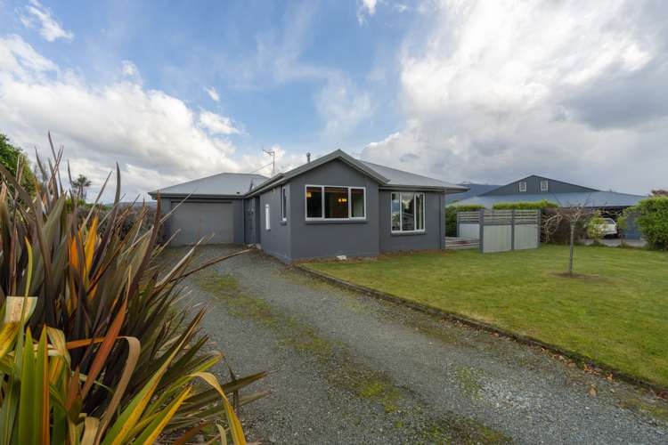 129 Govan Drive Te Anau_24