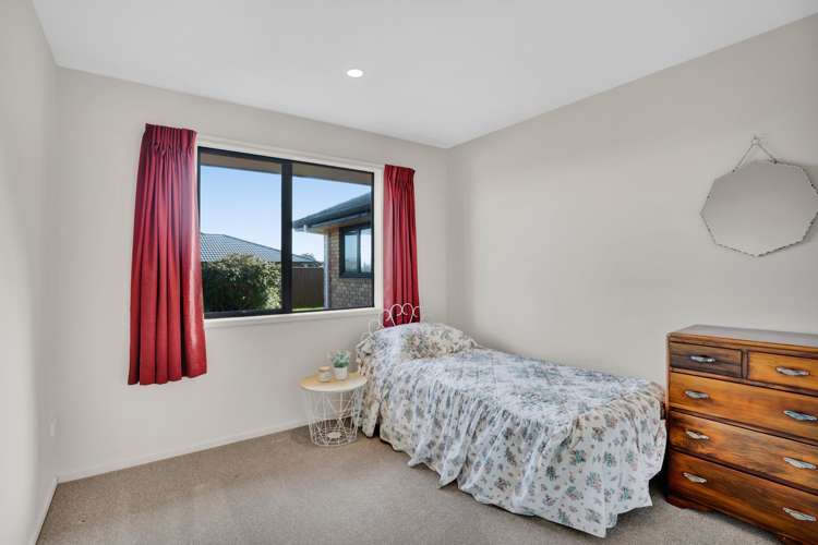 8 Jules Crescent Bell Block_12