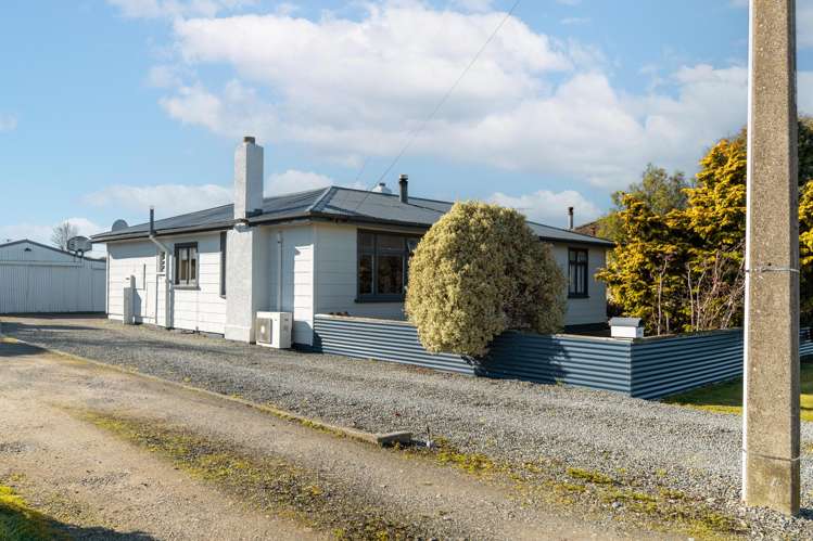 46 Albert Street Winton_34