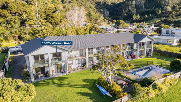 2G/25 Weranui Road Waiwera_16