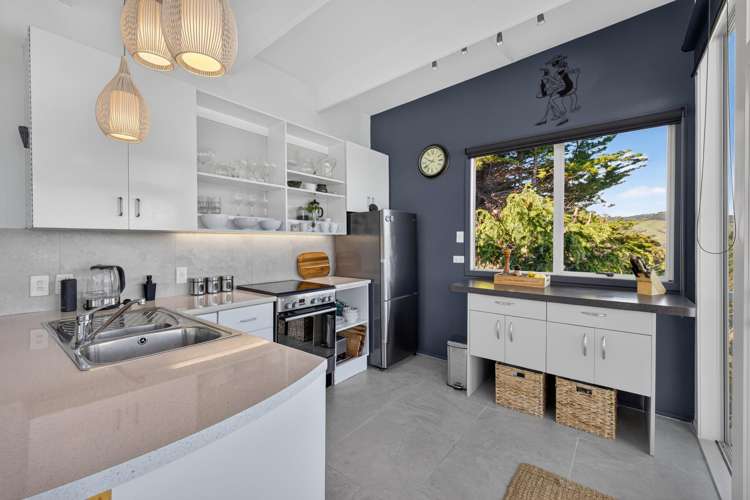 21 Bayview Road Charteris Bay_11