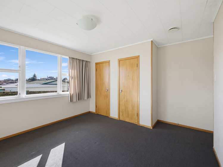 5 Mayfair Place Westown_29