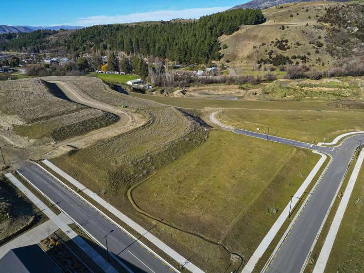 Lake McKay Subdivision Luggate_6