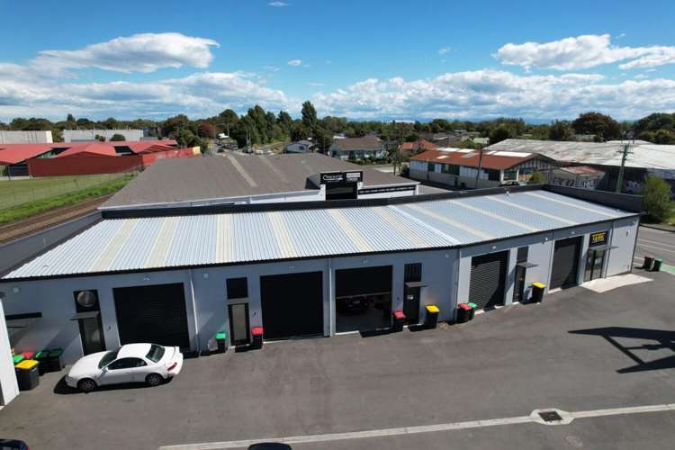Unit 3, 69 Garlands Road Woolston_2
