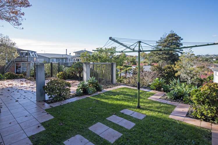 66a Bradbury Road Botany Downs_25
