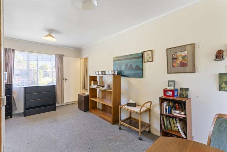 2/3 Miraka Place Birkenhead_14