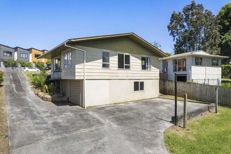 21 Hewlett Road Massey_15