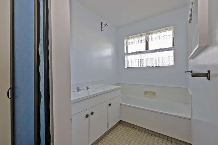 2/500 Avenue Road West Hastings_11