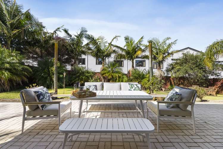 115 Pine Harbour Parade Beachlands_15