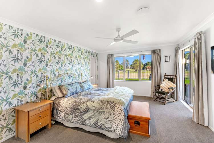 18 Torrey Pines Waimairi Beach_11