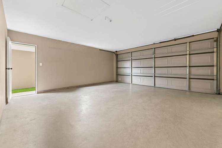 7 Holsten Place Massey_38