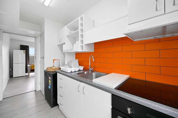 8/25A Abbotsford Street Whitiora_5