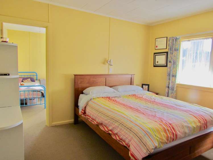 12 Chamberlain Avenue Amberley_5