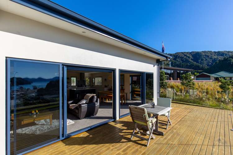 29 Harbour View Heights Picton_23