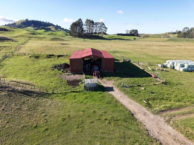 171 Tuhingamata Road and 38 Tangye Road Oruanui_17