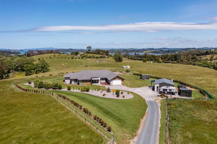 15 Magnolia Tree Way Kerikeri_3