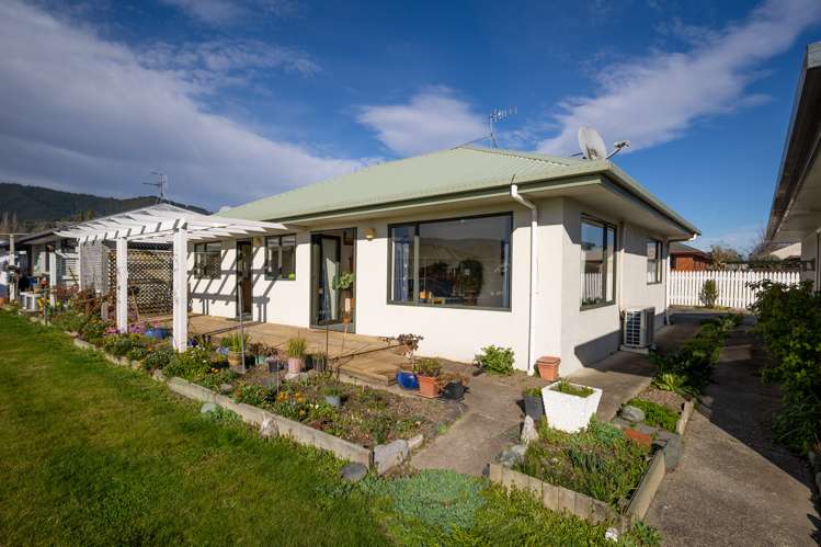 21 Hawthorn Way Richmond_9