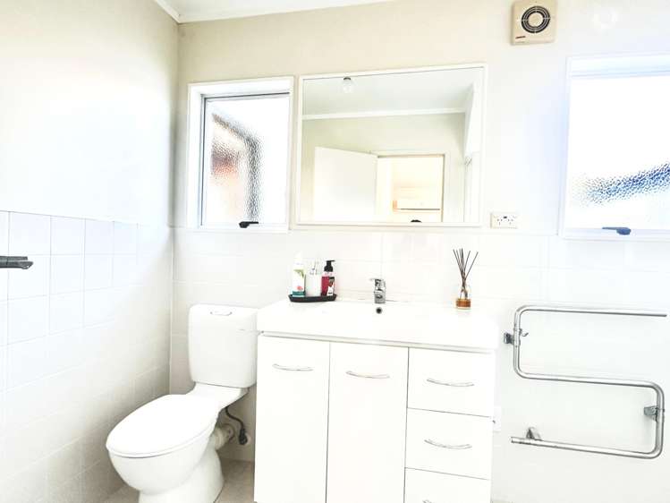  A/2 Sirius Place Botany Downs_13