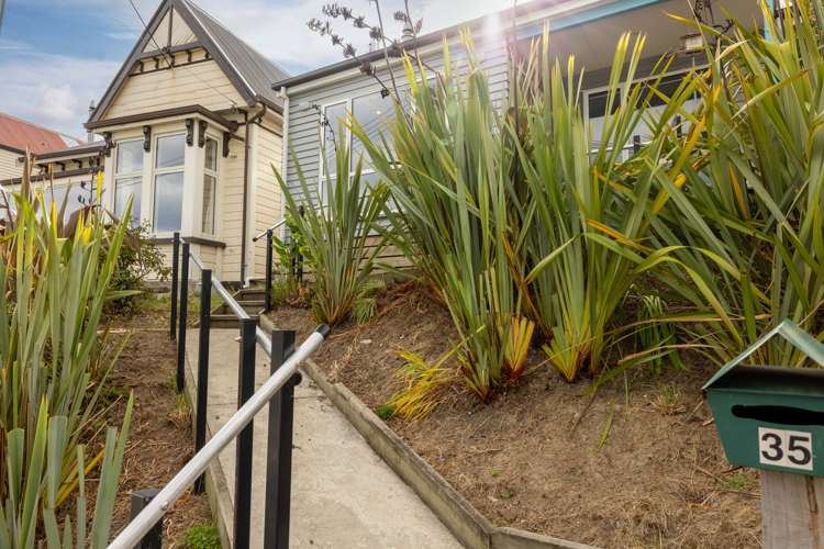 35 Sumner Road Lyttelton_19