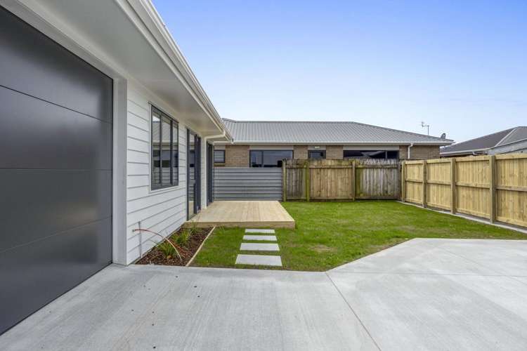 43 Collins Street Hawera_15