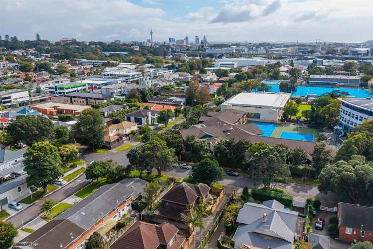 1/11 Mount Saint John Avenue Epsom_14