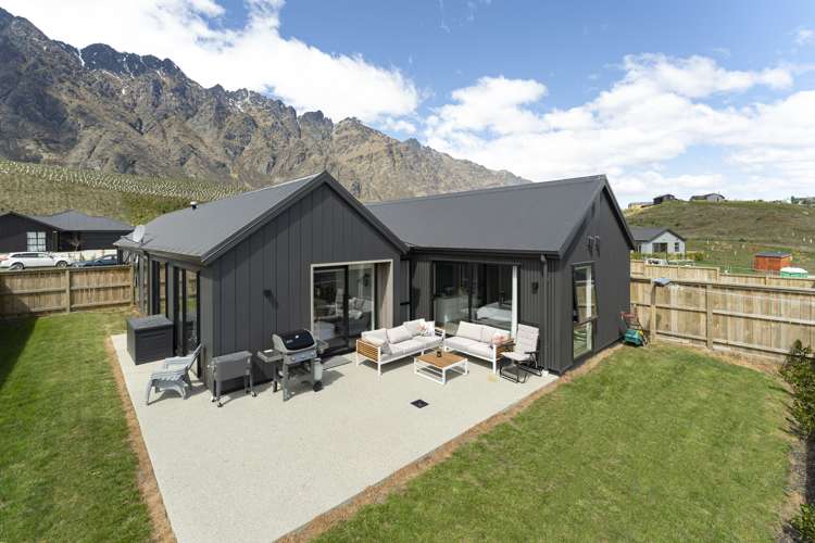 38 Muster Road Jacks Point_21