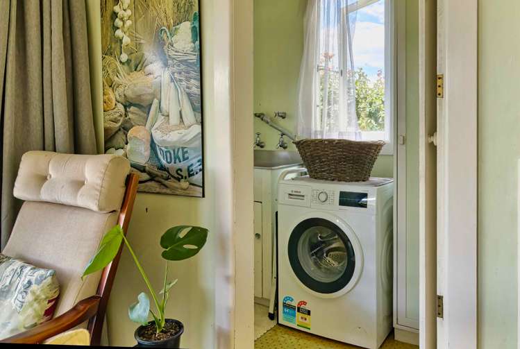 908 Clive Street Akina_10