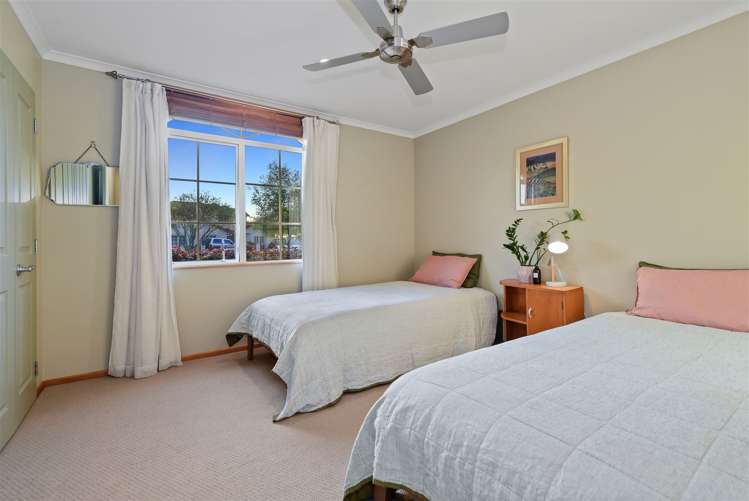 3 Takapu Place Huntington_22
