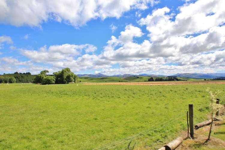 10 Freshford Plains Station Road Lumsden Surrounds_16