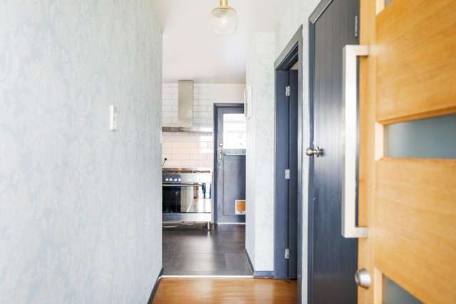 18 Somerset Crescent Highbury_3