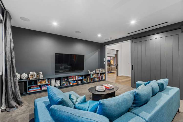 15 Myra Evelyn Grove Dairy Flat_8