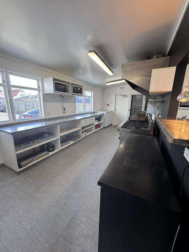 508 Eastbourne Street West Hastings Central_2