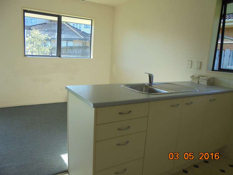 9 Yarrow Lane Papakura_5