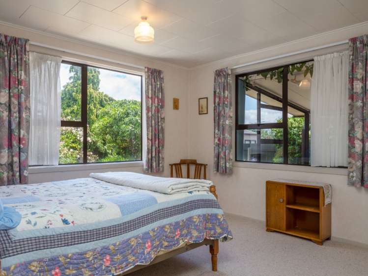 26 Burden Street Redwoodtown_12