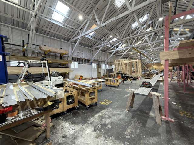 7/115 Gracefield Road Gracefield_1