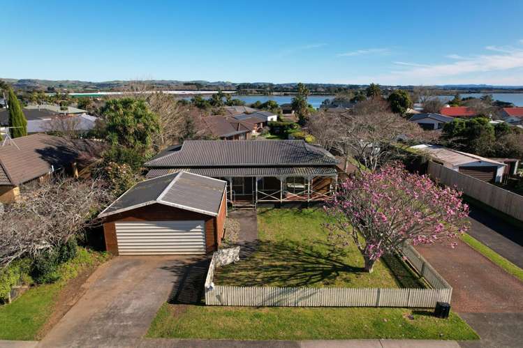 112 Sandspit Road Waiuku_1