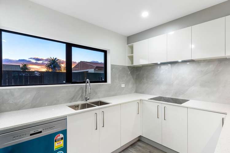 16D Imrie Avenue_2