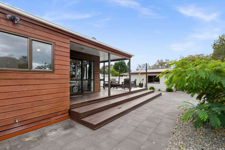 8 Eliot Place Leamington_26