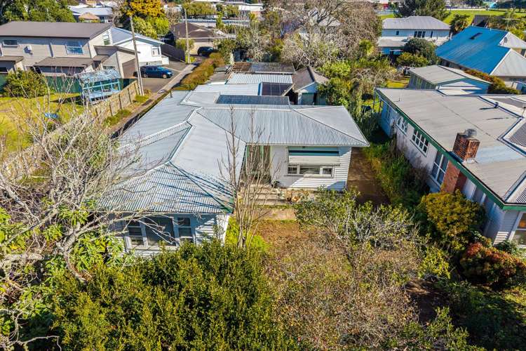 20 Holly Street Avondale_21