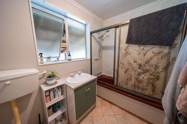 19 Peace Street Tuatapere_13