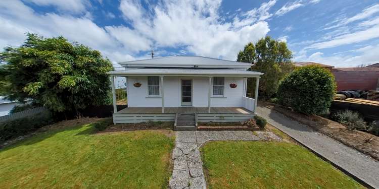 2 Bridge Street Eketahuna_13