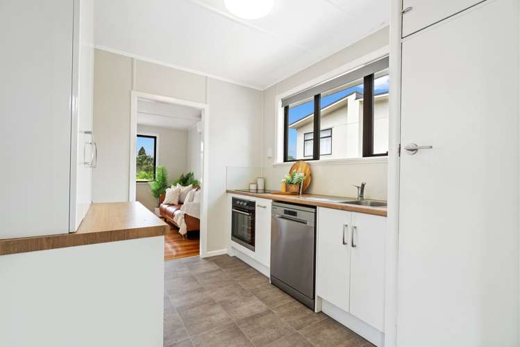 1 Pukemiro Road Te Kamo_14