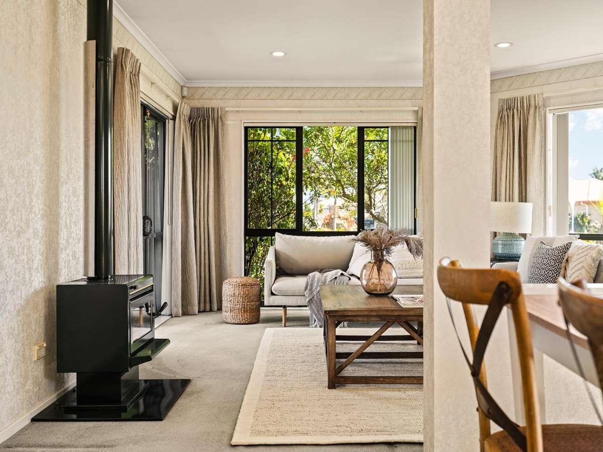 2 Luculia Drive_2