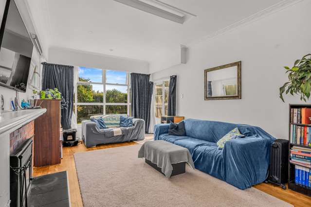 35 De Lautour Road Inner Kaiti_2