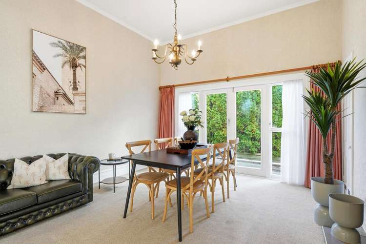 80 Great North Road St Johns Hill_11