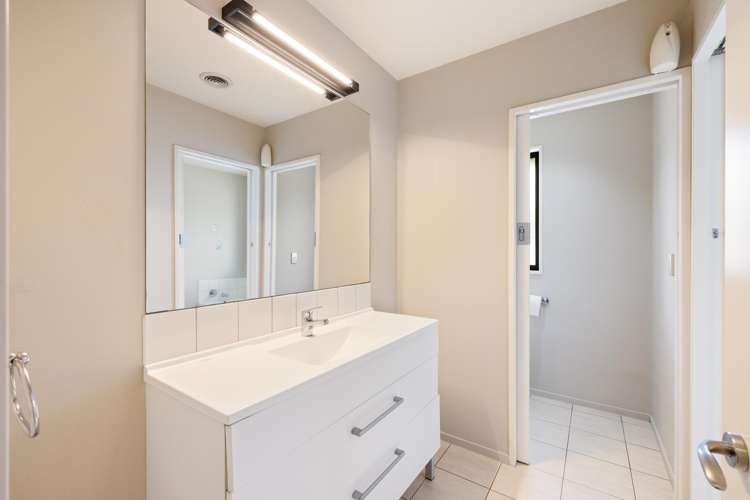 14 Moeraki Place Hei Hei_13